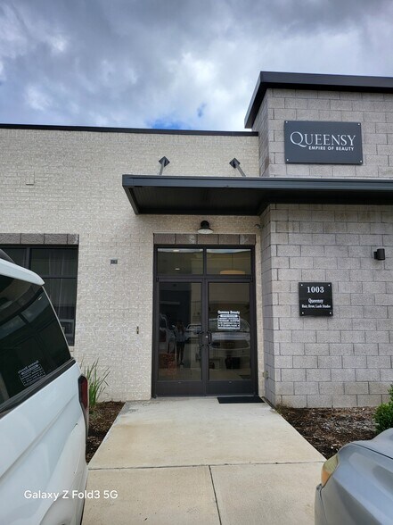 More Photos Of 26077 Nelson Way, Katy Light Distribution For Lease