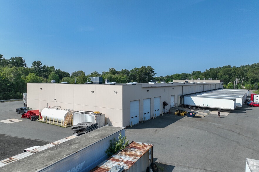 More Photos Of 10 Kimball Ln, Lynnfield Warehouse For Lease