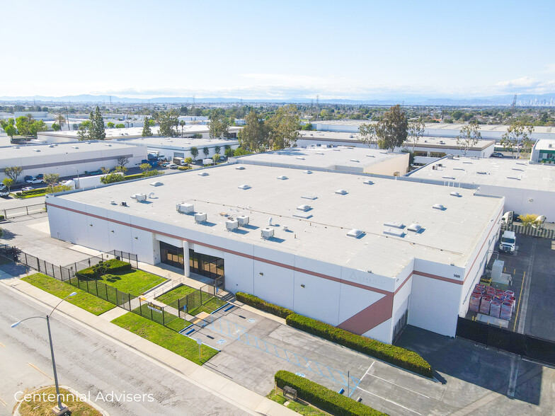 Primary Photo Of 1401 W Walnut St, Compton Warehouse For Lease