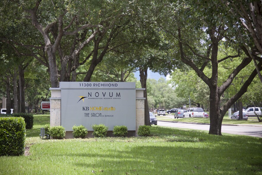 More Photos Of 11300-11340 Richmond Ave, Houston Light Manufacturing For Lease