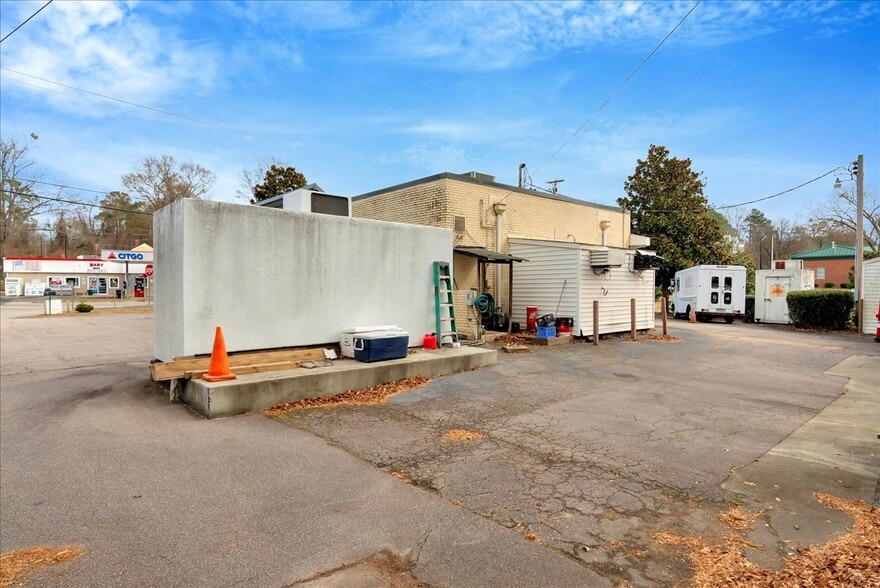 More Photos Of 306 Wait Ave, Wake Forest Fast Food For Sale