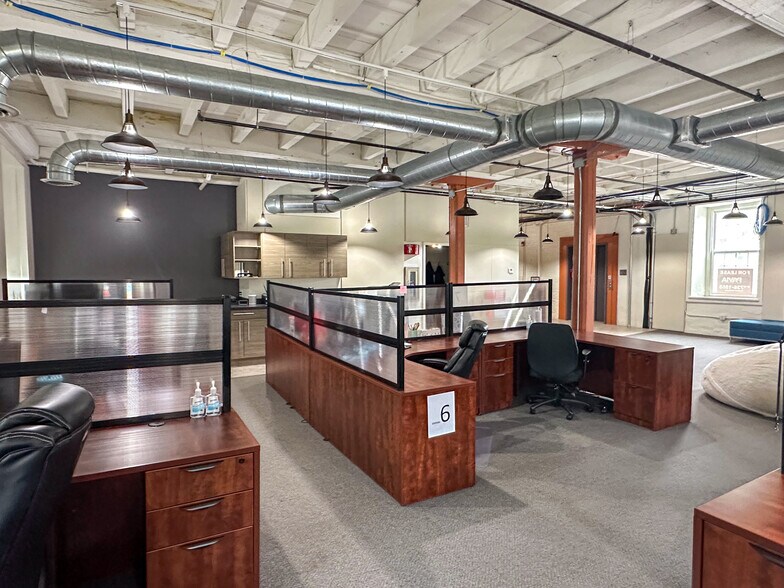 More Photos Of 410 Canal Pl, Little Falls Hotel For Lease