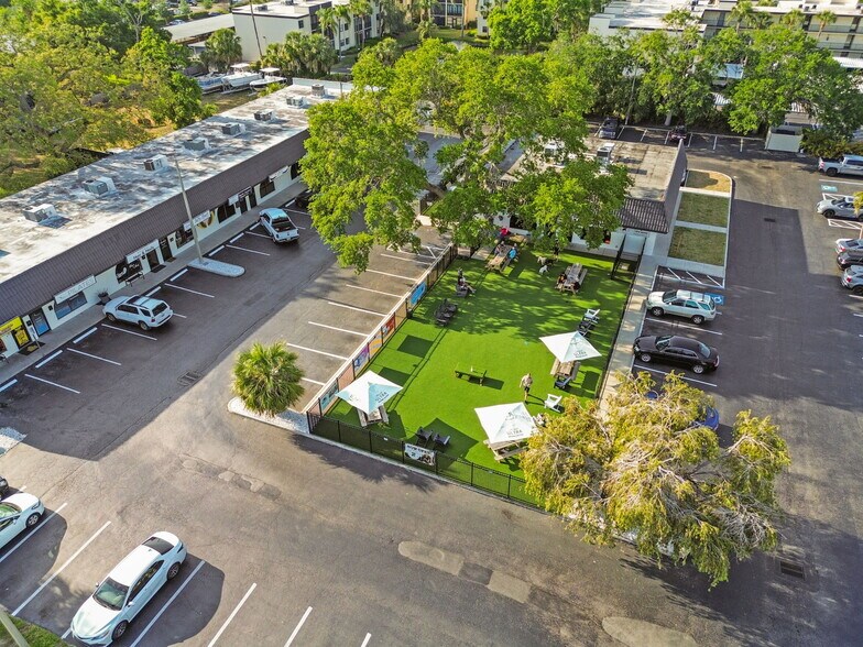 More Photos Of 14219 Walsingham Rd, Largo Unknown For Lease