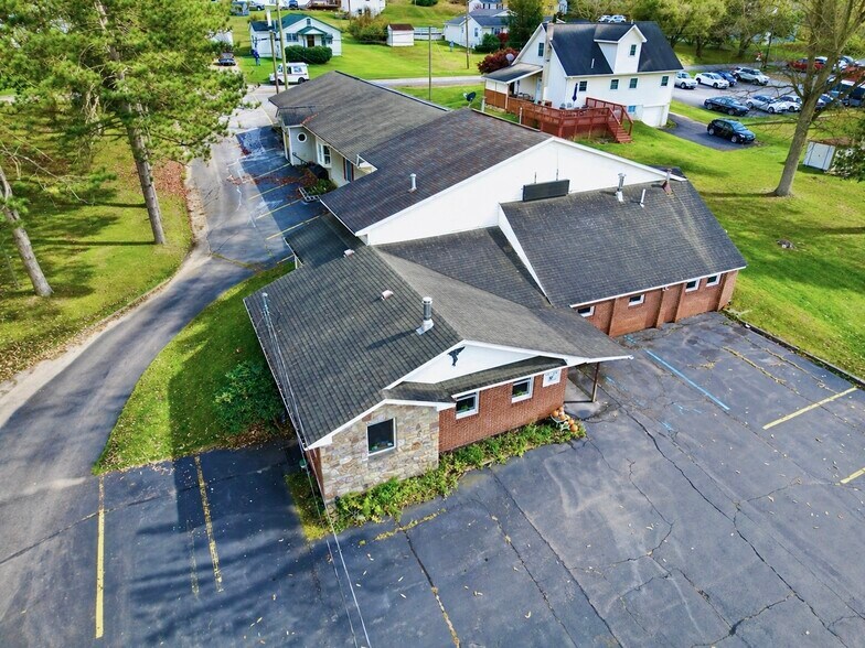 More Photos Of 3130 Memorial Hwy, Dallas Office For Sale