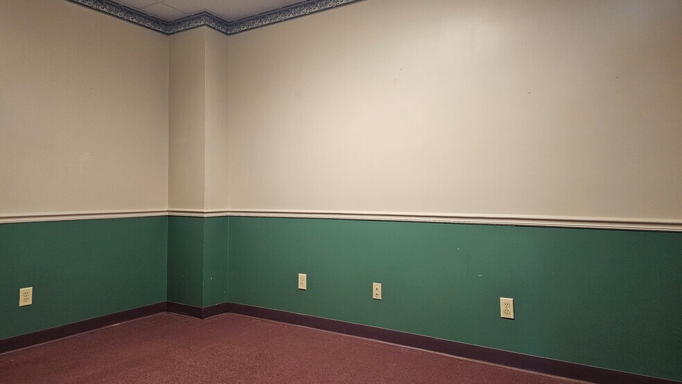 More Photos Of 5987 Highway 441, Wiley Storefront Retail Office For Sale