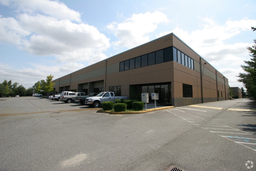 More Photos Of 1420 80th St SW, Everett Warehouse For Sale