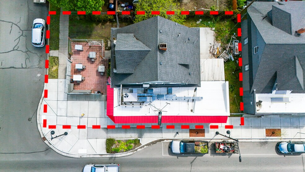 More Photos Of 2926 N Monroe St, Spokane Bar For Sale