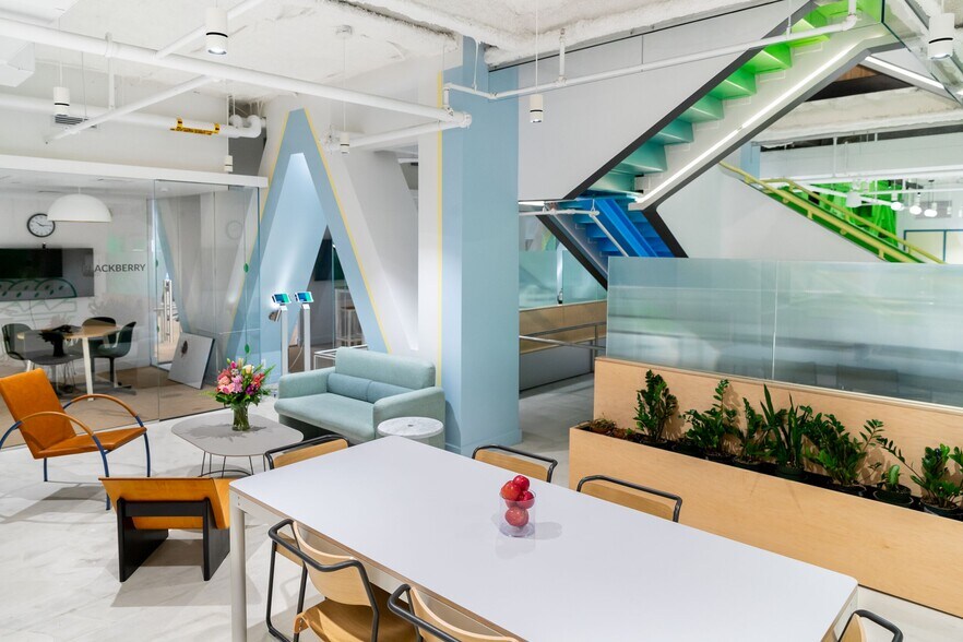 More Photos Of 40 Water St, Boston Office For Lease