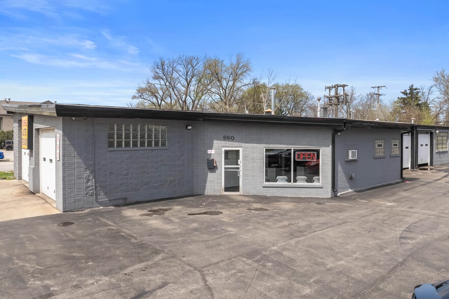 More Photos Of 660 Ogden Ave, Downers Grove Auto Repair For Sale
