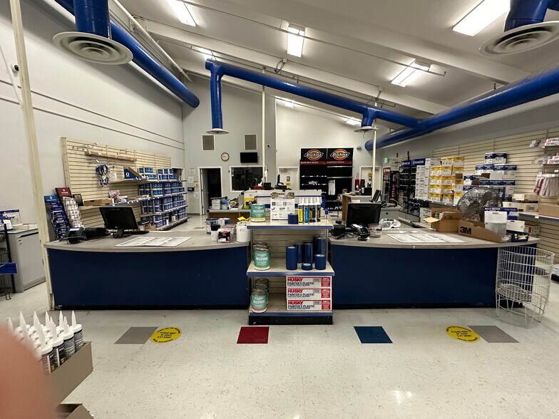 More Photos Of 105 Elmira Rd, Vacaville Freestanding For Lease