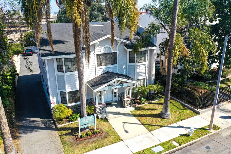 More Photos Of 207 W 20th St, Santa Ana Office For Sale