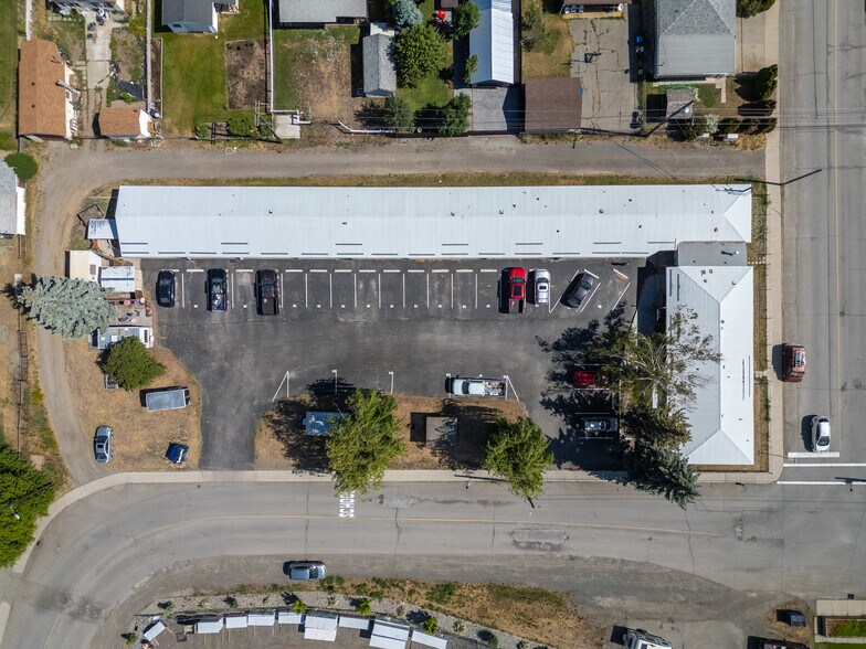 More Photos Of 1801 Chapman St, Merritt Apartments For Sale