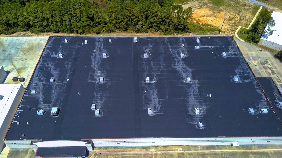 More Photos Of 3943 Highway 90, Pascagoula General Retail For Sale