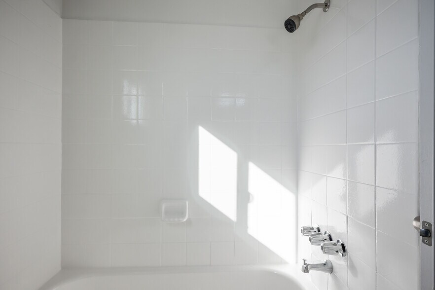 More Photos Of 730 Center St, Henderson Apartments For Sale