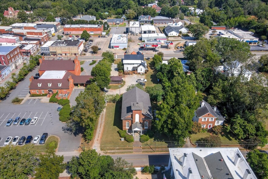 More Photos Of 205 E Liberty St, Washington Religious Facility For Sale
