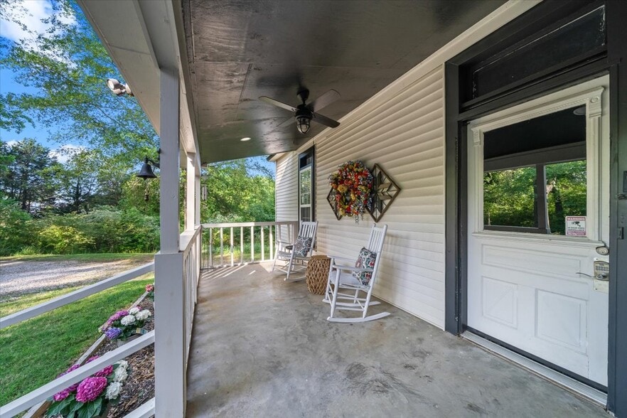 More Photos Of 9142 Railroad Ave, Olive Branch Office Residential For Sale