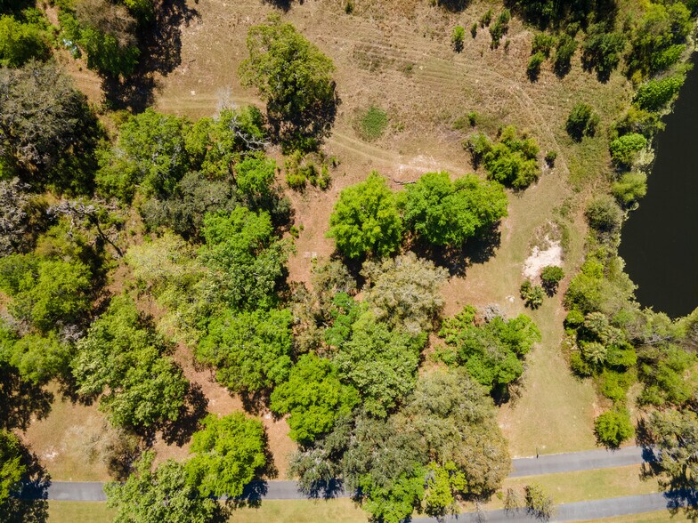 More Photos Of 13.41 Acres Hidden Oaks Blvd, Lake Park Land For Sale