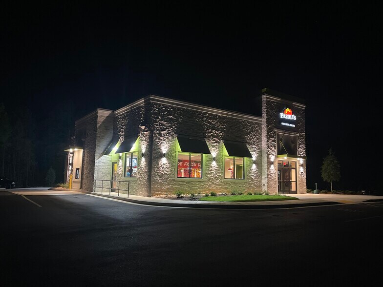 More Photos Of 207 Bullsboro Dr, Newnan Fast Food For Sale