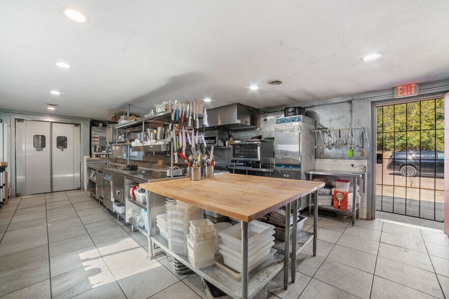 More Photos Of 10688 S Us-53, Solon Springs Restaurant For Sale