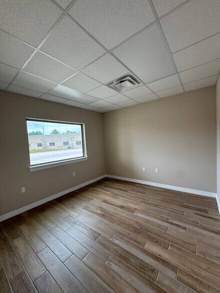 More Photos Of 16310 State Highway 249, Houston Showroom For Sale