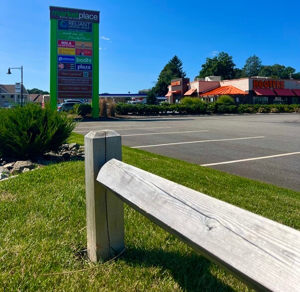 More Photos Of 380 Maple Ave, Shrewsbury Unknown For Lease