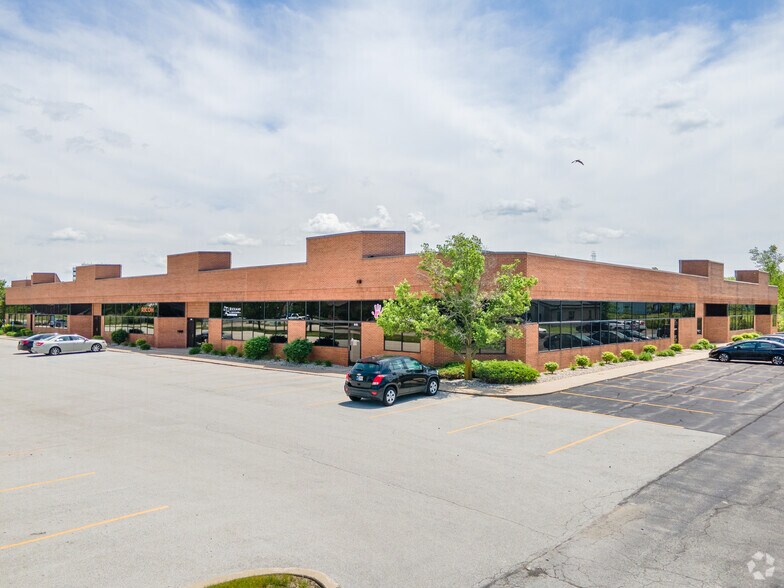 More Photos Of 251-397 W 84th Dr, Merrillville Flex For Lease