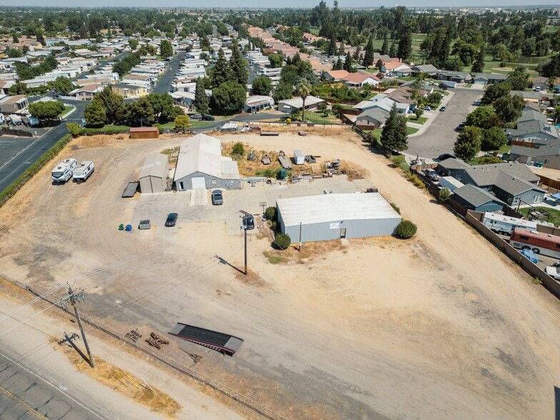 More Photos Of 901 E Broadway Ave, Atwater Specialty For Sale