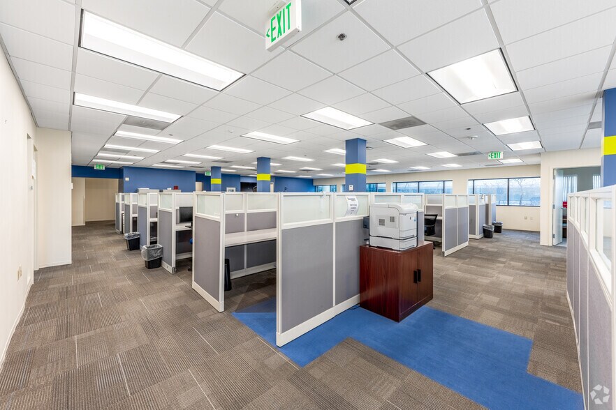 More Photos Of 8211 Town Center Dr, Nottingham Medical For Sale