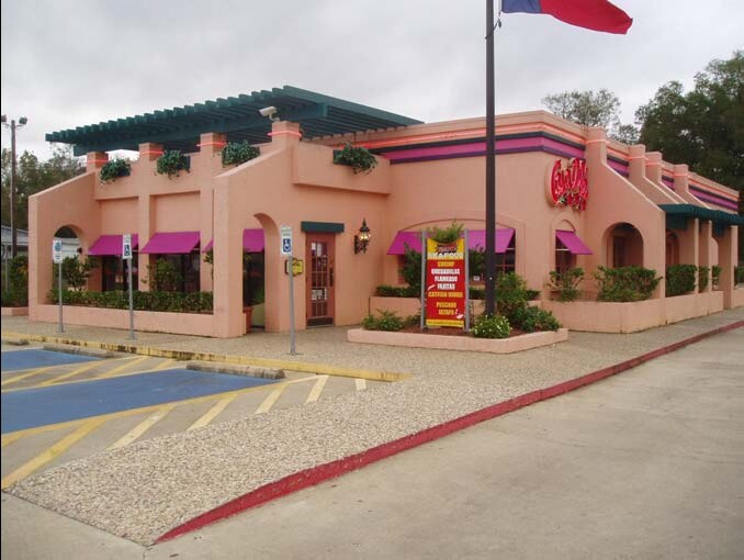 More Photos Of 1015 N Main St, Vidor Restaurant For Sale