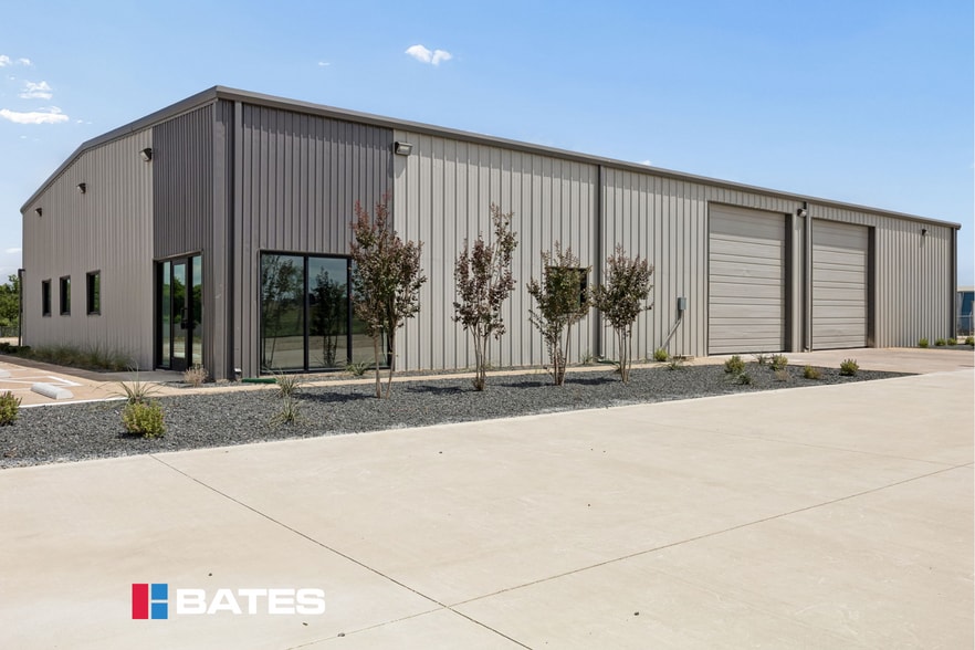 More Photos Of 7020 N Interstate Highway 35 E, Waxahachie Land For Lease