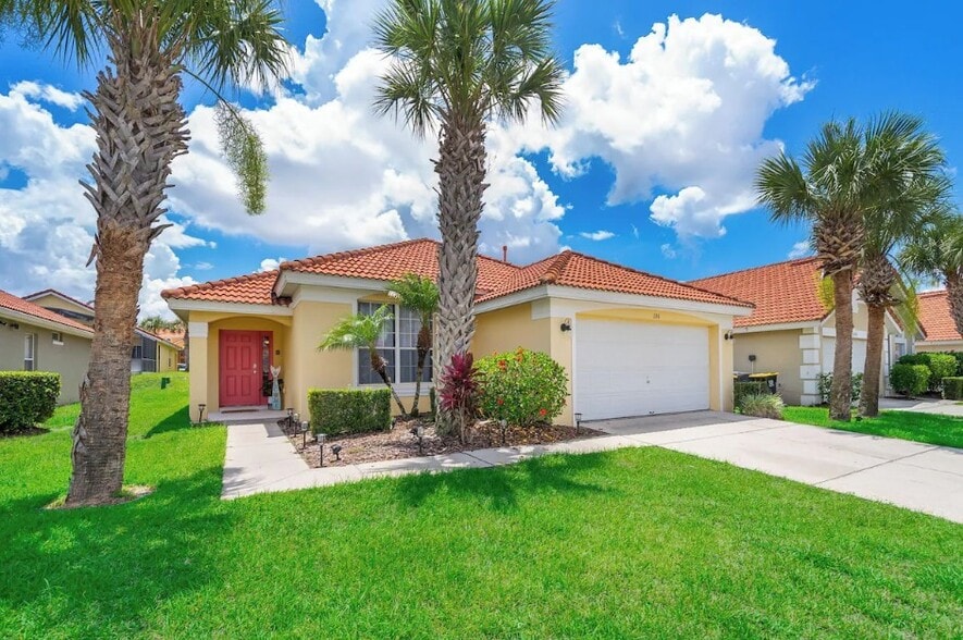 More Photos Of 136 Rosso Dr, Davenport Specialty For Sale