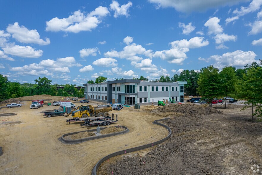 More Photos Of 695 Boston Mills Rd, Hudson Office For Sale