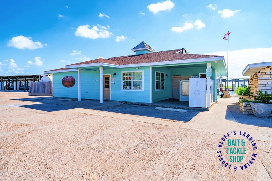 More Photos Of 4242 Laguna Shores Rd, Corpus Christi Marina For Lease