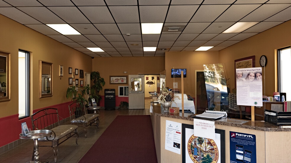 More Photos Of 8190 Pensacola Blvd, Pensacola Specialty For Sale