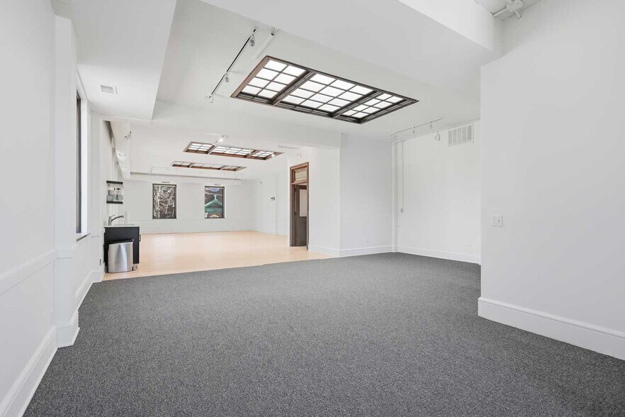 More Photos Of 1300-1304 NE 2nd St, Minneapolis Loft Creative Space For Lease