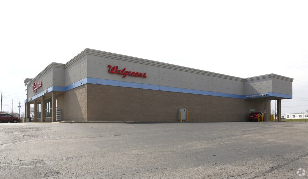 More Photos Of 11020 Pendleton Pike, Indianapolis Drugstore For Sale