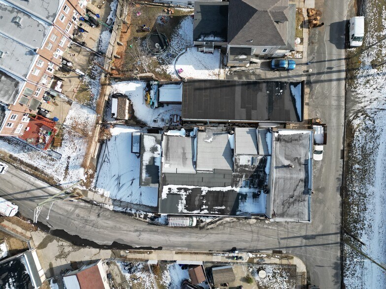 More Photos Of 8329 Delaware Ave, Upper Darby Service For Sale