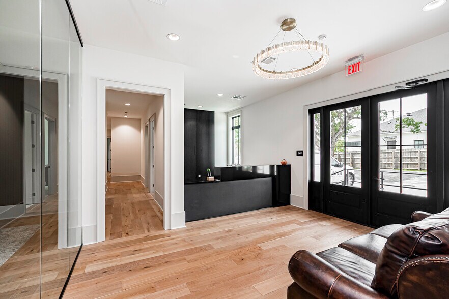 More Photos Of 10315 Jefferson Hwy, Baton Rouge Loft Creative Space For Lease