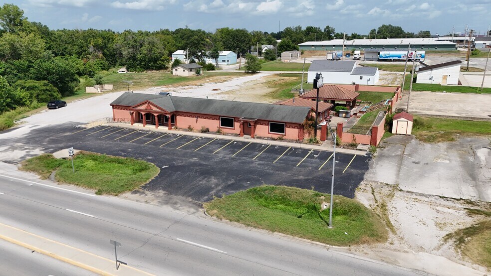 More Photos Of 117 Centennial Blvd, Nevada Restaurant For Sale