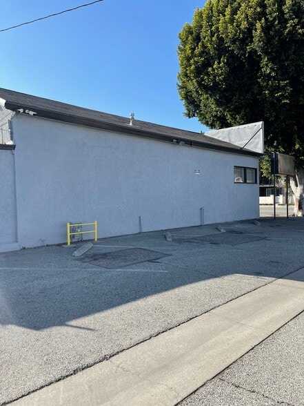 More Photos Of 11418 Garvey Ave, El Monte Freestanding For Lease