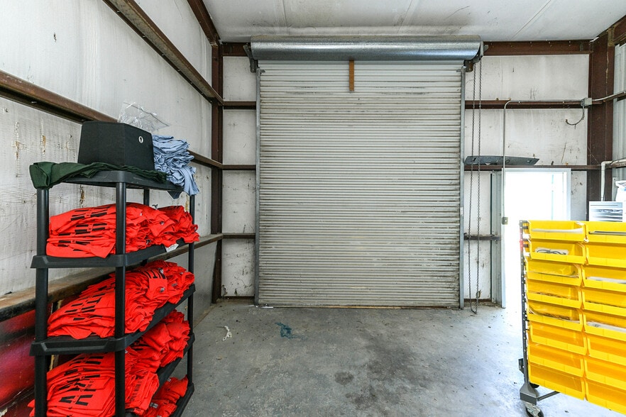 More Photos Of 1262 Eastgate Rd, Midlothian Warehouse For Sale