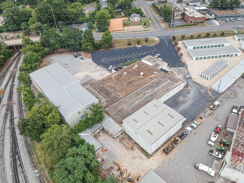 More Photos Of 912 29th Ave, Tuscaloosa Warehouse For Sale