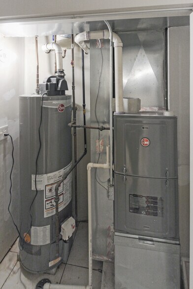 More Photos Of 6731 S Chappel Ave, Chicago Apartments For Sale