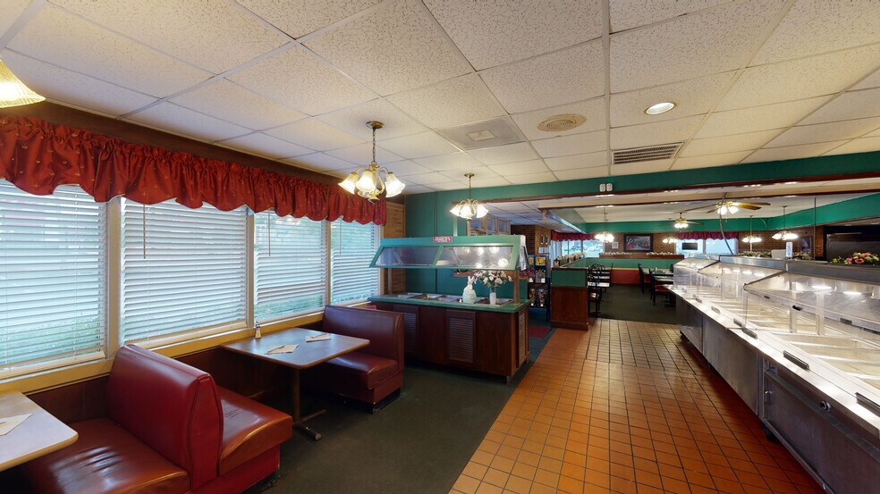 More Photos Of 1102 W Spring St, Monroe Restaurant For Sale