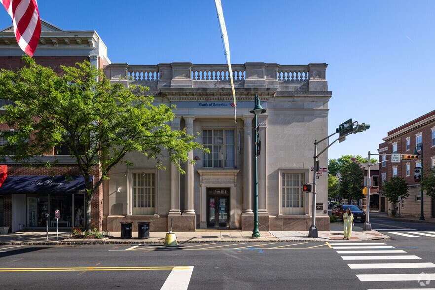 More Photos Of 367-369 Springfield Ave, Summit General Retail For Lease