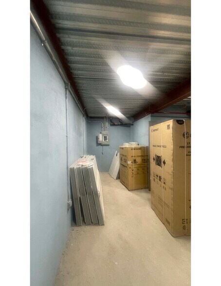 More Photos Of 1525-1527 Bryant Ave, Bronx Apartments For Lease