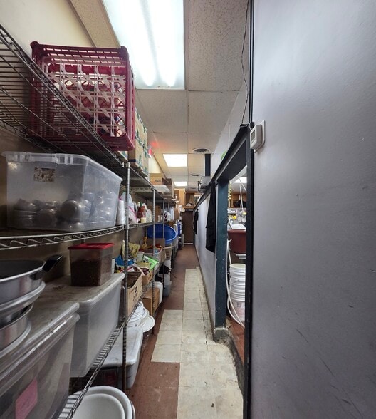 More Photos Of 7311 Little River Tpke, Annandale Storefront For Sale