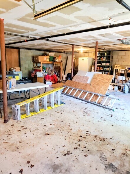 More Photos Of 1104 Old Charlotte Rd, White Bluff Assisted Living For Lease