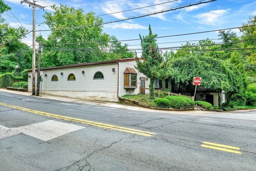 More Photos Of 7875 Mill Rd, Elkins Park Auto Salvage Facility For Sale