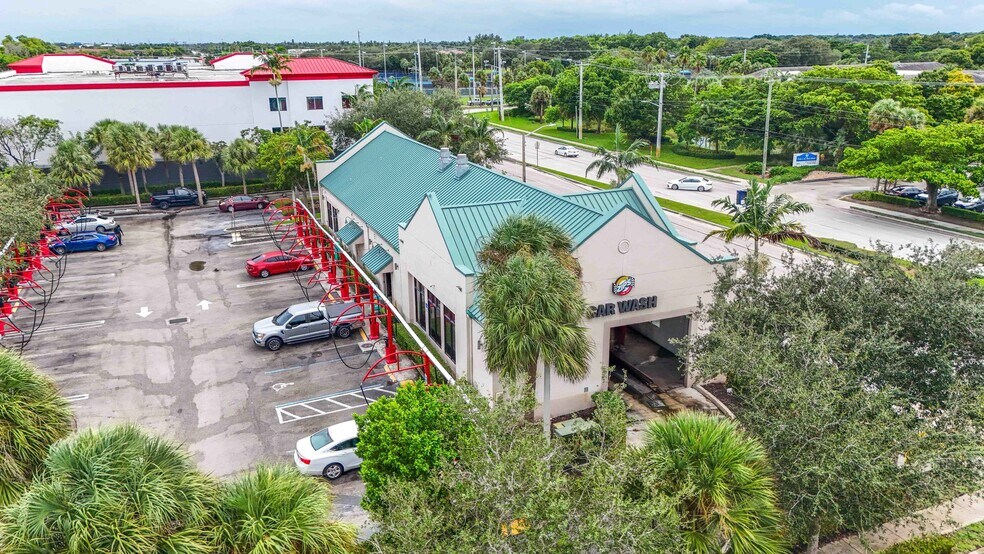 Primary Photo Of 3008 S Congress Ave, Boynton Beach Carwash For Sale